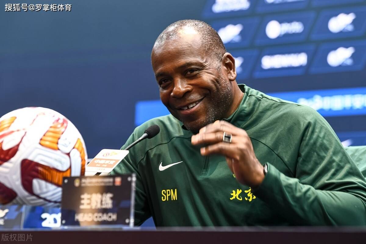 密尔沃基雄鹿队主场 密尔沃基雄鹿队主场