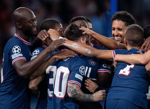 今晨NBA总决赛传出新动向，圣安东尼奥马刺战术微调，管理层表态：话题不断，轮换策略成焦点的简单介绍