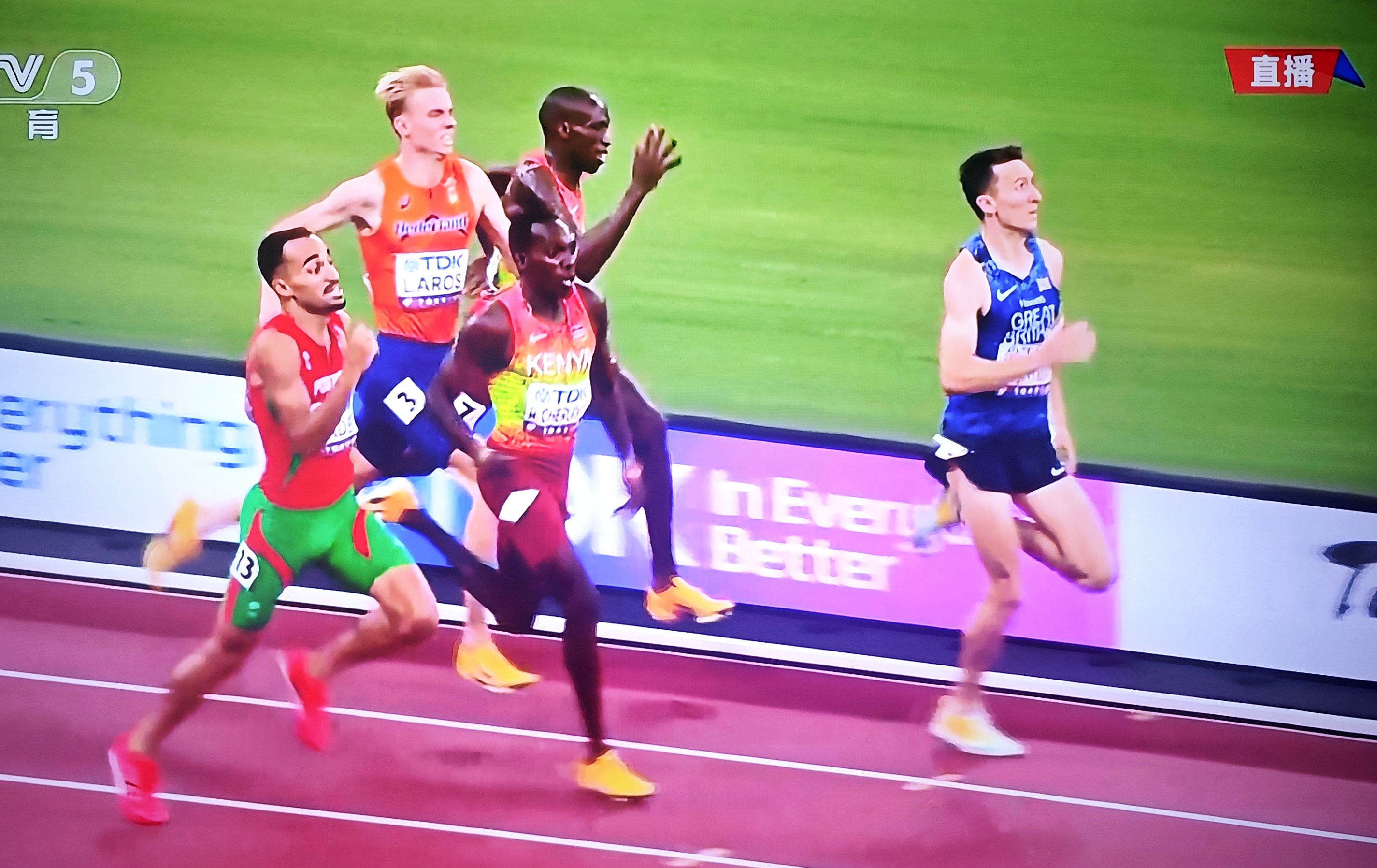 关于葡萄牙体育清晨完成体检埃因霍温围绕法甲单刀错失，现场解说直呼：今晚马德里竞技远射贴柱的信息