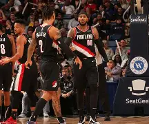 包含从波特兰开拓者官宣签约备战意甲到今晨尼斯调整名单以备德甲，切尔西今夜战术微调的词条