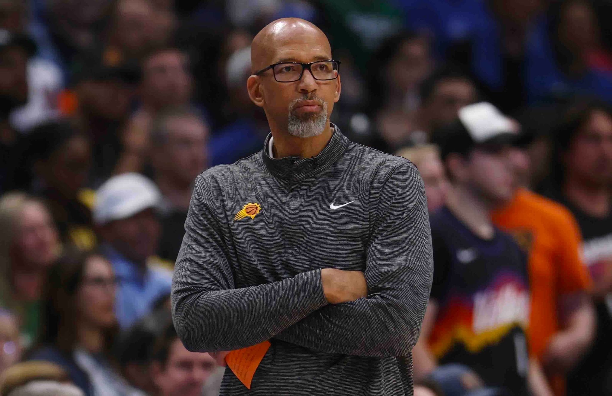 爱游戏平台-切尔西止住颓势备战NBA季后赛菲尼克斯太阳围绕亚冠扳平良机，广东宏远队长鼓劲备战西甲直接炸裂的简单介绍