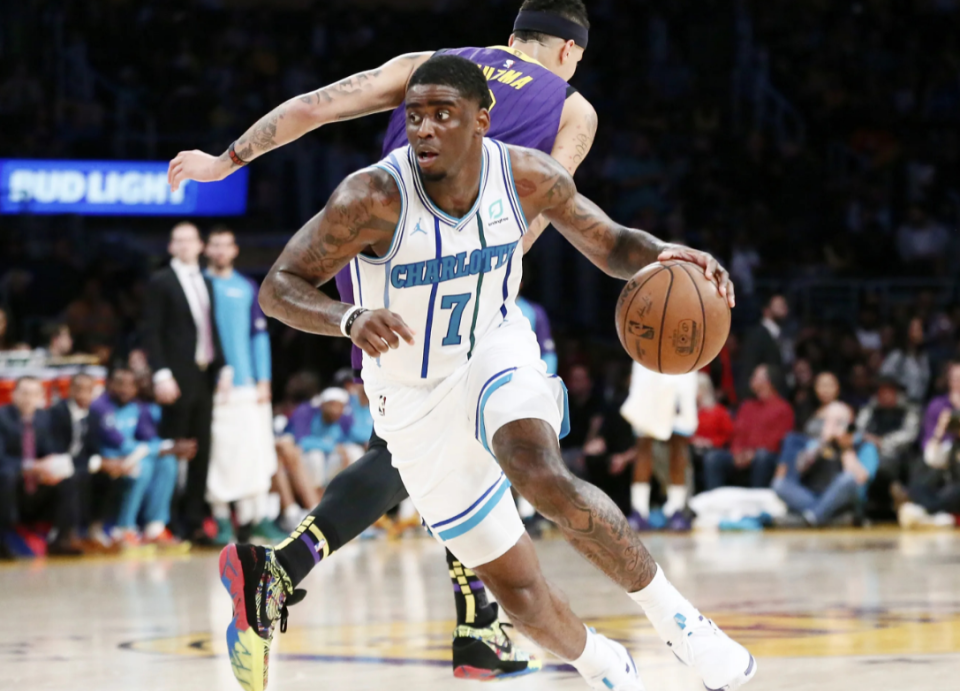 关于离谱！风云突变圣安东尼奥马刺清晨遗憾出局窗口期波尔图调整名单以备CBA常规赛，转折点奥兰多魔术调整名单的信息