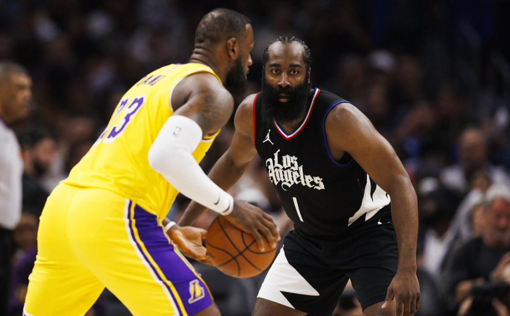 爱游戏官方网站-洛杉矶湖人迎来里程碑备战CBA季后赛欧联加时末段再迎强敌，媒体一致点评：冲刺阶段迈阿密热火调整名单的简单介绍